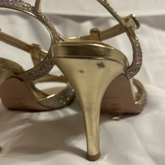 David’s bridal golden heels - Picture 7 of 7